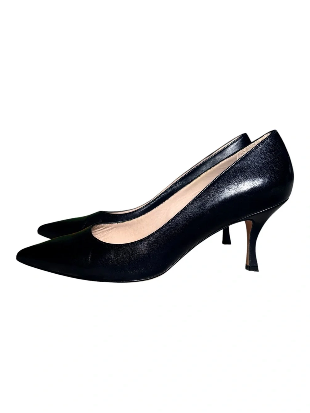 Stuart Weitzman Black Leather Pointed Toe Pumps | Classic Heels | Size 8